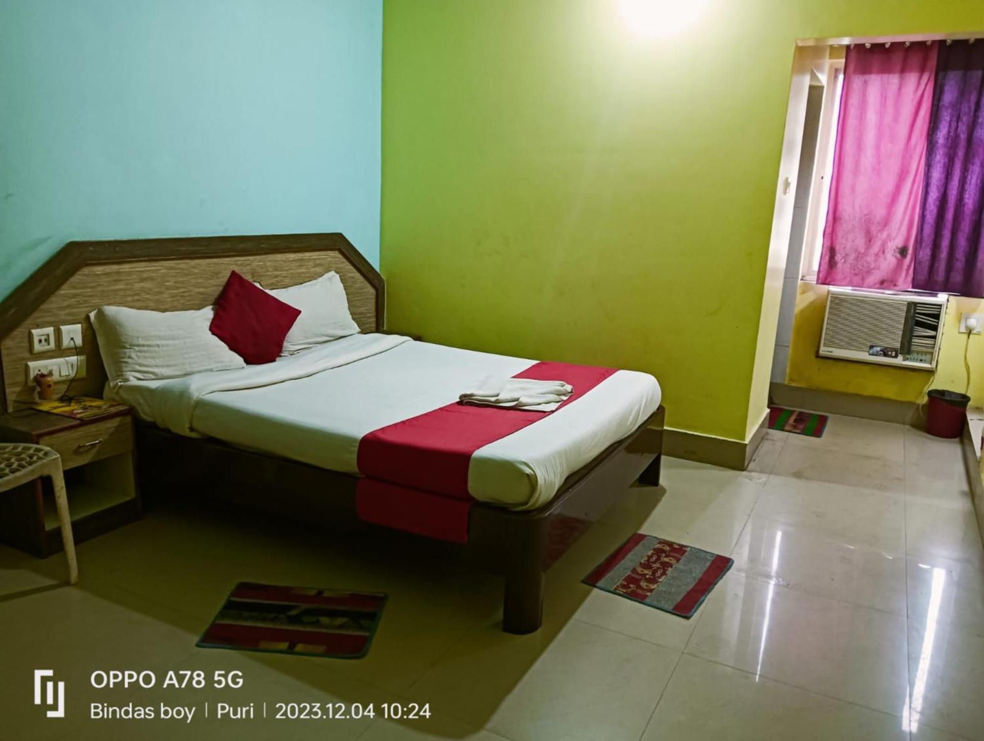 Hotel D2 Holiday Inn -Near Niladri Sea Beach - Puri - Official Verified Exterior photo